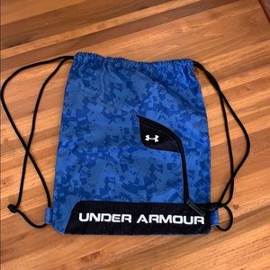 Under Armour Drawstring bag